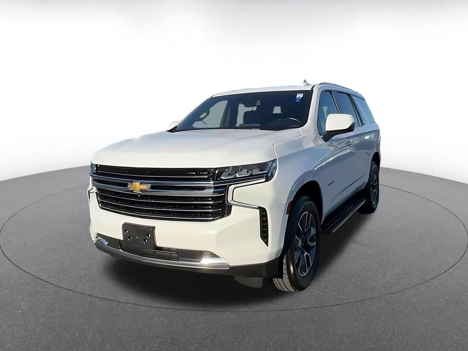 Used 2024 Chevrolet Tahoe LT w/ Luxury Package RWD image 6