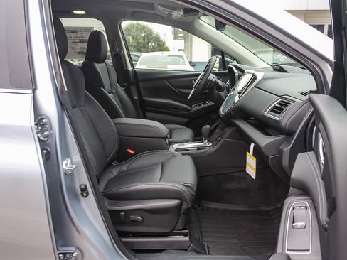 New 2025 Subaru Ascent Limited image 16
