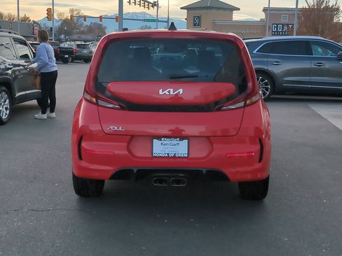 Used 2022 Kia Soul Turbo image 7
