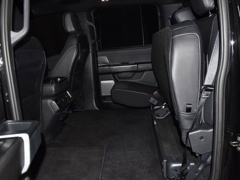 Used 2025 Ford F150 Lariat image 35