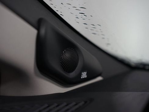 New 2026 Toyota Prius Plug-In Hybrid image 27