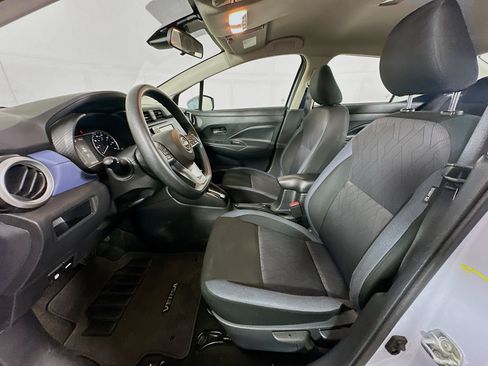 Used 2024 Nissan Versa SV FWD image 13