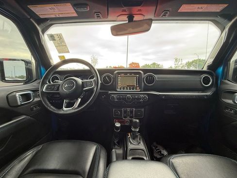 Used 2022 Jeep Wrangler Unlimited Rubicon 4xe w/ Cold Weather Group AWD/4WD image 27