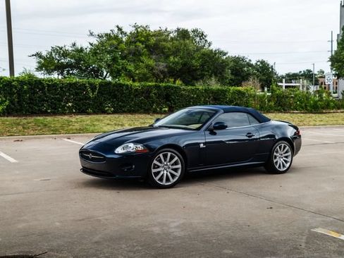 Used 2007 Jaguar XK Convertible RWD image 17