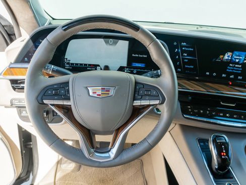 Used 2024 Cadillac Escalade Sport Platinum w/ LPO, ONYX Package AWD/4WD image 71