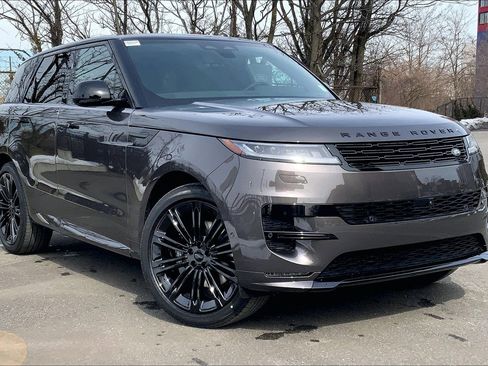 New 2026 Land Rover Range Rover Sport Dynamic SE image 2