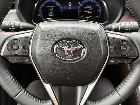 Used 2024 Toyota Venza Limited AWD/4WD image 21