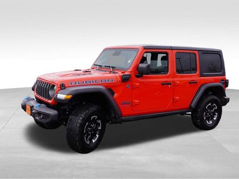 Certified 2025 Jeep Wrangler Unlimited Rubicon 4xe w/ Safety Group image 10