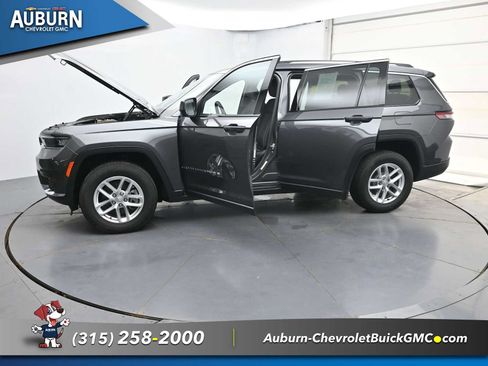 Used 2023 Jeep Grand Cherokee L Laredo AWD/4WD image 39