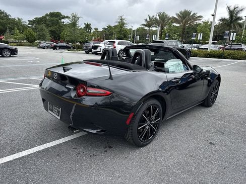 New 2026 MAZDA MX-5 Miata Grand Touring RWD image 3
