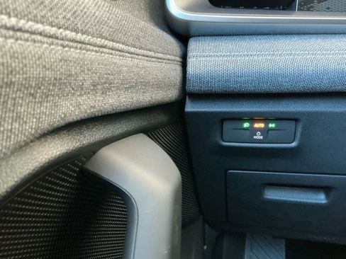 New 2025 Volkswagen Tiguan S image 20