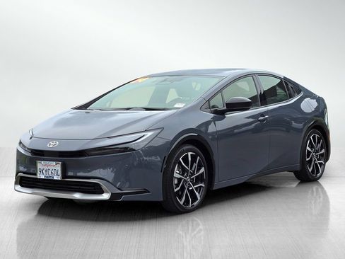 Used 2024 Toyota Prius Prime FWD image 8