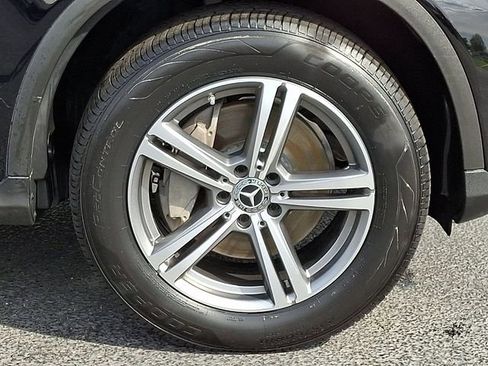 Used 2020 Mercedes-Benz GLC 300 4MATIC image 11