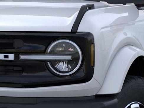 New 2026 Ford Bronco Outer Banks image 20