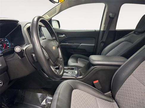 Used 2017 Chevrolet Colorado Z71 image 7