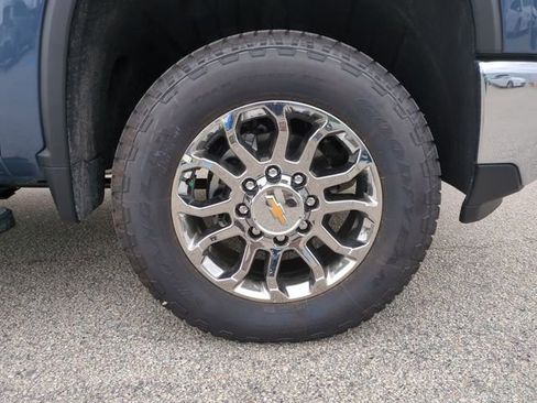 New 2026 Chevrolet Silverado 2500 LTZ w/ LTZ Plus Package AWD/4WD image 10