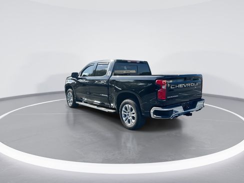 Used 2023 Chevrolet Silverado 1500 LTZ AWD/4WD image 7