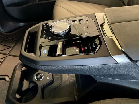 Used 2026 BMW iX xDrive45 w/ M Sport Package image 7