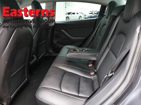 Used 2019 Tesla Model 3 Long Range image 17