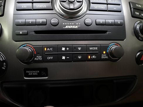 Used 2014 Nissan Armada SV image 47