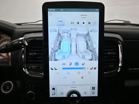 Used 2015 RAM 3500 Laramie Longhorn AWD/4WD image 17
