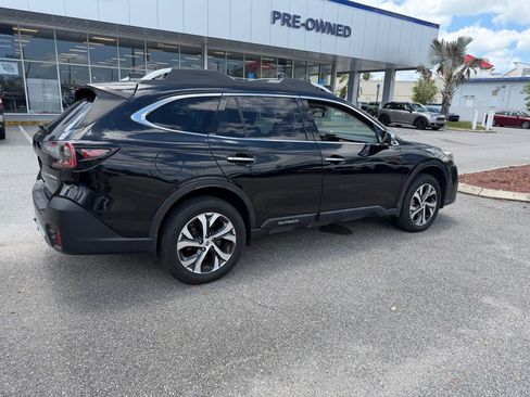 Used 2021 Subaru Outback Touring XT AWD/4WD image 3