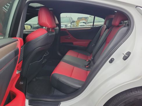 Used 2024 Lexus ES 350 F Sport image 11