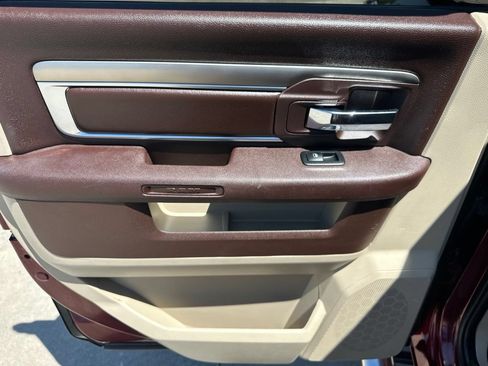 Used 2017 RAM 1500 Classic SLT RWD image 23