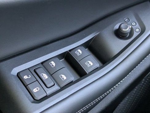 New 2025 Jeep Grand Cherokee L Limited w/ Black Appearance Package image 21