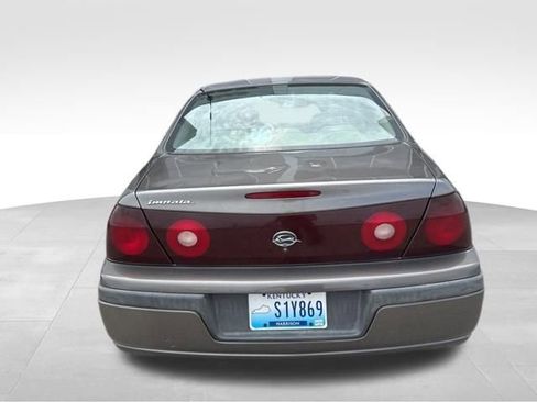 Used 2001 Chevrolet Impala w/ Preferred Equipment Group FWD image 5