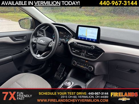 Used 2022 Ford Escape SE w/ SE Sport Appearance Package image 36