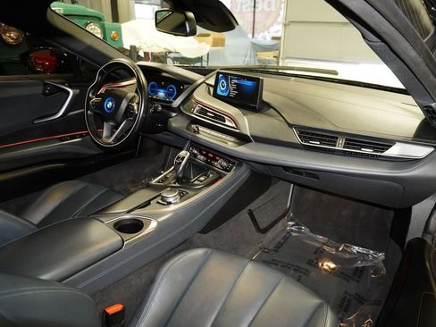 Used 2015 BMW i8 Base image 31