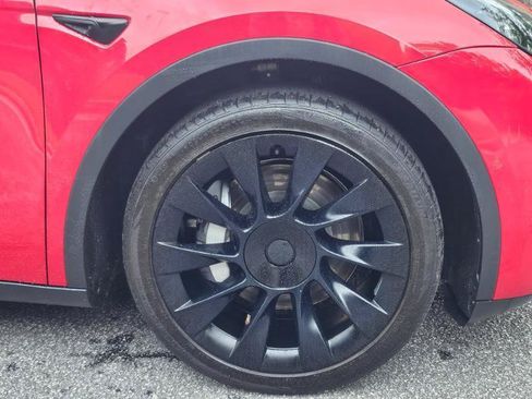 Used 2022 Tesla Model Y Long Range AWD/4WD image 17
