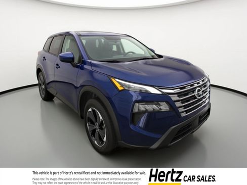 Used 2025 Nissan Rogue SV FWD image 1
