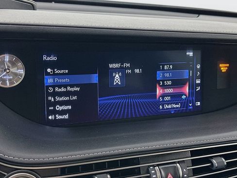Used 2018 Lexus LS 500 w/ Interior Upgrade Package RWD image 17