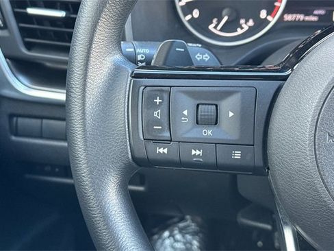 Used 2023 Nissan Rogue SV image 27