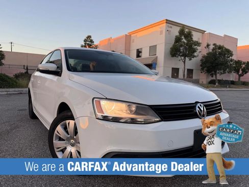 Used 2014 Volkswagen Jetta SE FWD image 1