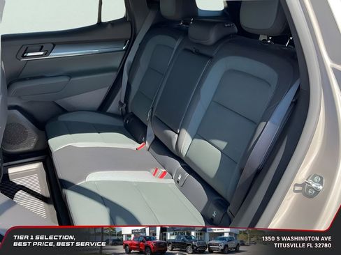 New 2026 GMC Terrain AT4 w/ LPO, Black Badging Package AWD/4WD image 27