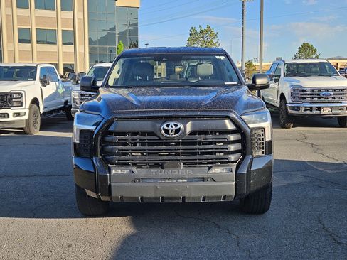 Used 2024 Toyota Tundra SR5 w/ SR5 Convenience Package AWD/4WD image 12