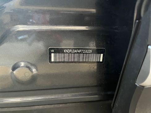 Used 2023 Kia Sportage LX image 25