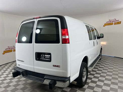 Used 2022 GMC Savana 2500 w/ Driver Convenience Package image 6