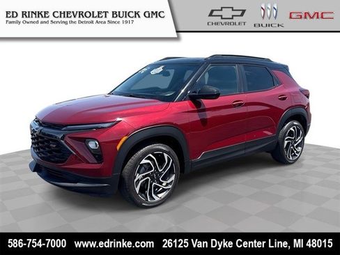 Used 2025 Chevrolet TrailBlazer RS w/ Convenience Package AWD/4WD image 1