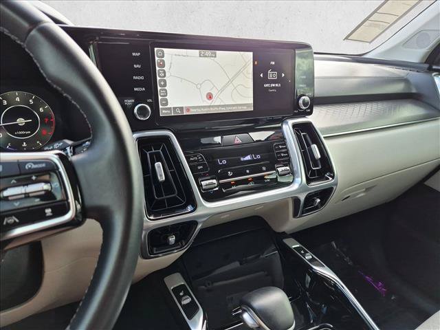 Used 2023 Kia Sorento SX AWD/4WD image 15
