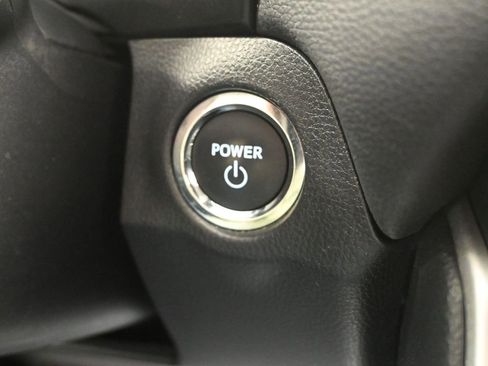 Used 2025 Toyota RAV4 XLE image 25