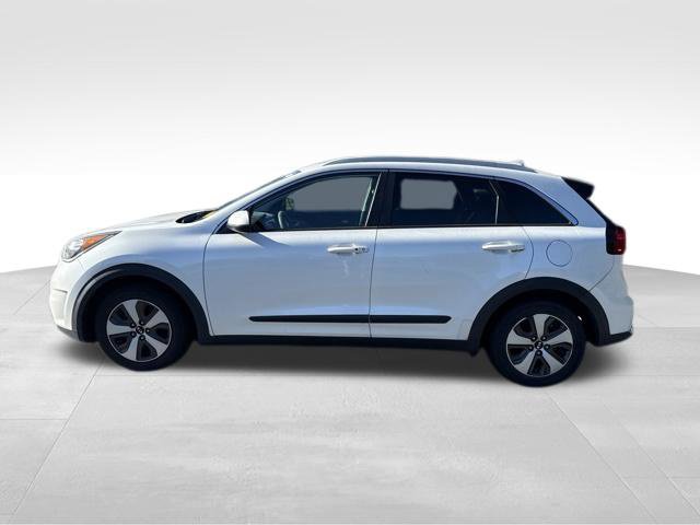 Used 2017 Kia Niro LX FWD image 5