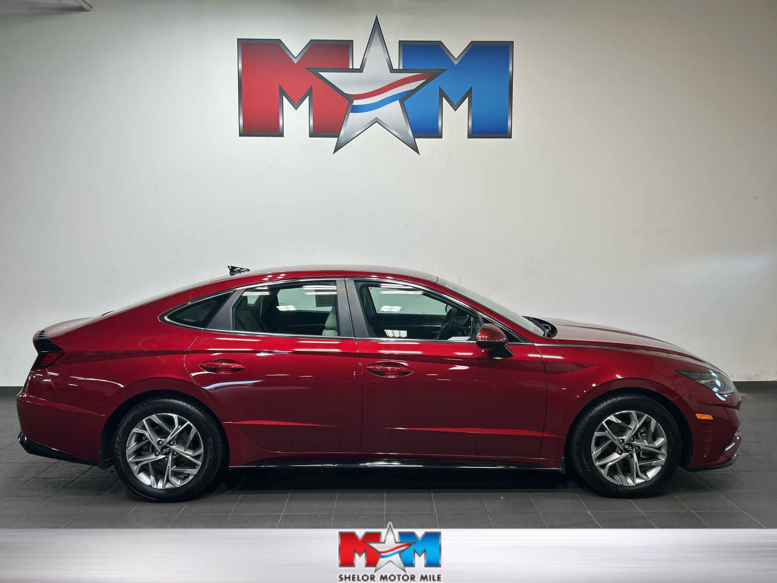 Used 2023 Hyundai Sonata SEL FWD image 1