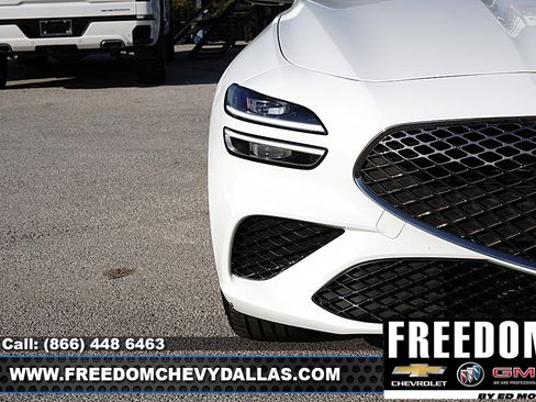 Used 2025 Genesis G70 2.5T RWD image 43