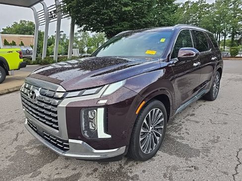 Used 2024 Hyundai Palisade Calligraphy FWD image 4