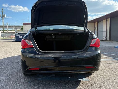Used 2011 Hyundai Sonata GLS image 13