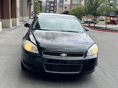 Used 2012 Chevrolet Impala LTZ FWD image 8